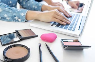 Online Shopping für Kosmetik